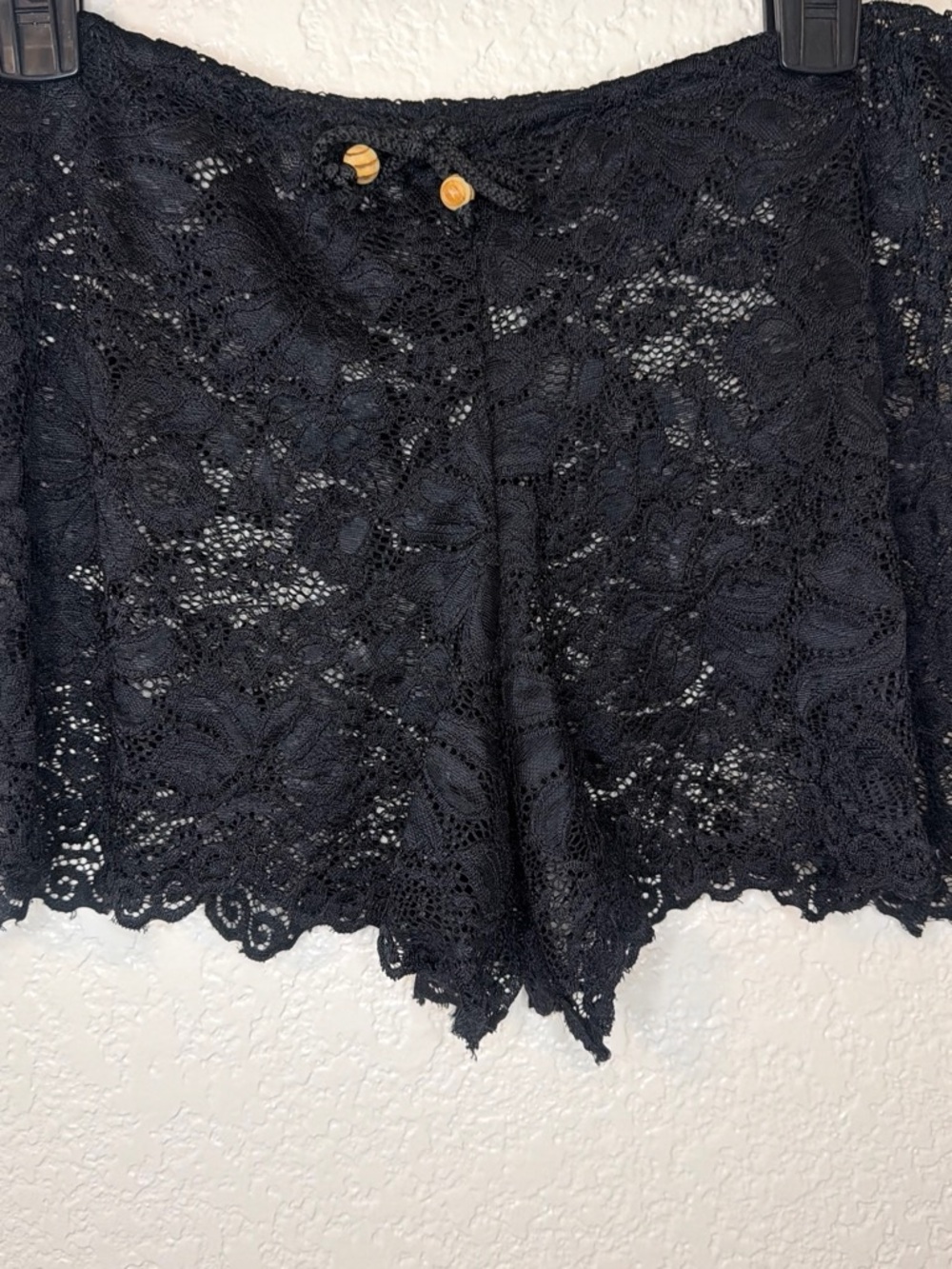 Source Unknown Black Floral Crochet Lace Shorts with Bead Accent
